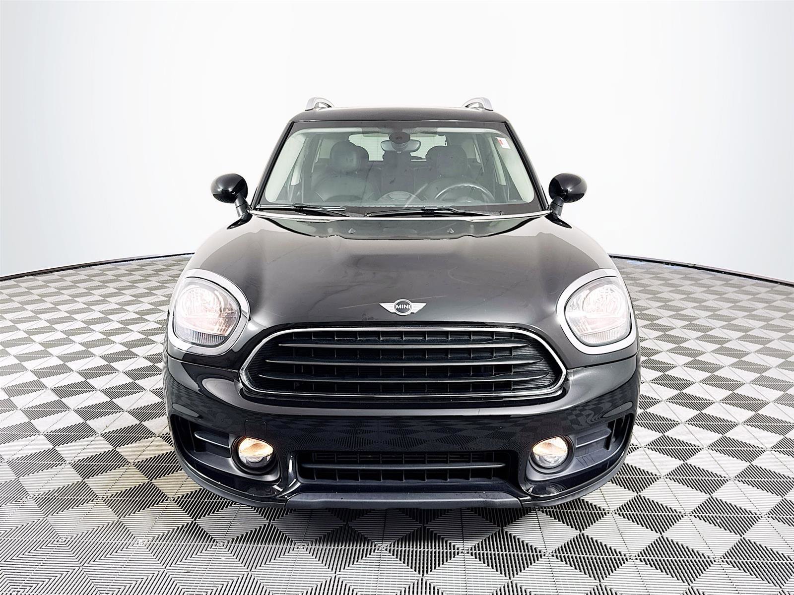 Used 2018 MINI Cooper Countryman image 2