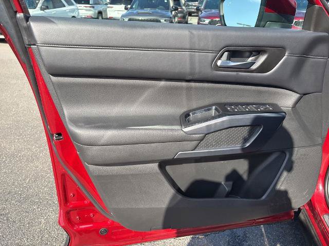 Certified 2023 Nissan Pathfinder SL AWD/4WD image 13