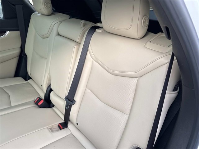 Used 2017 Cadillac XT5 Luxury w/ Driver Awareness Package image 12