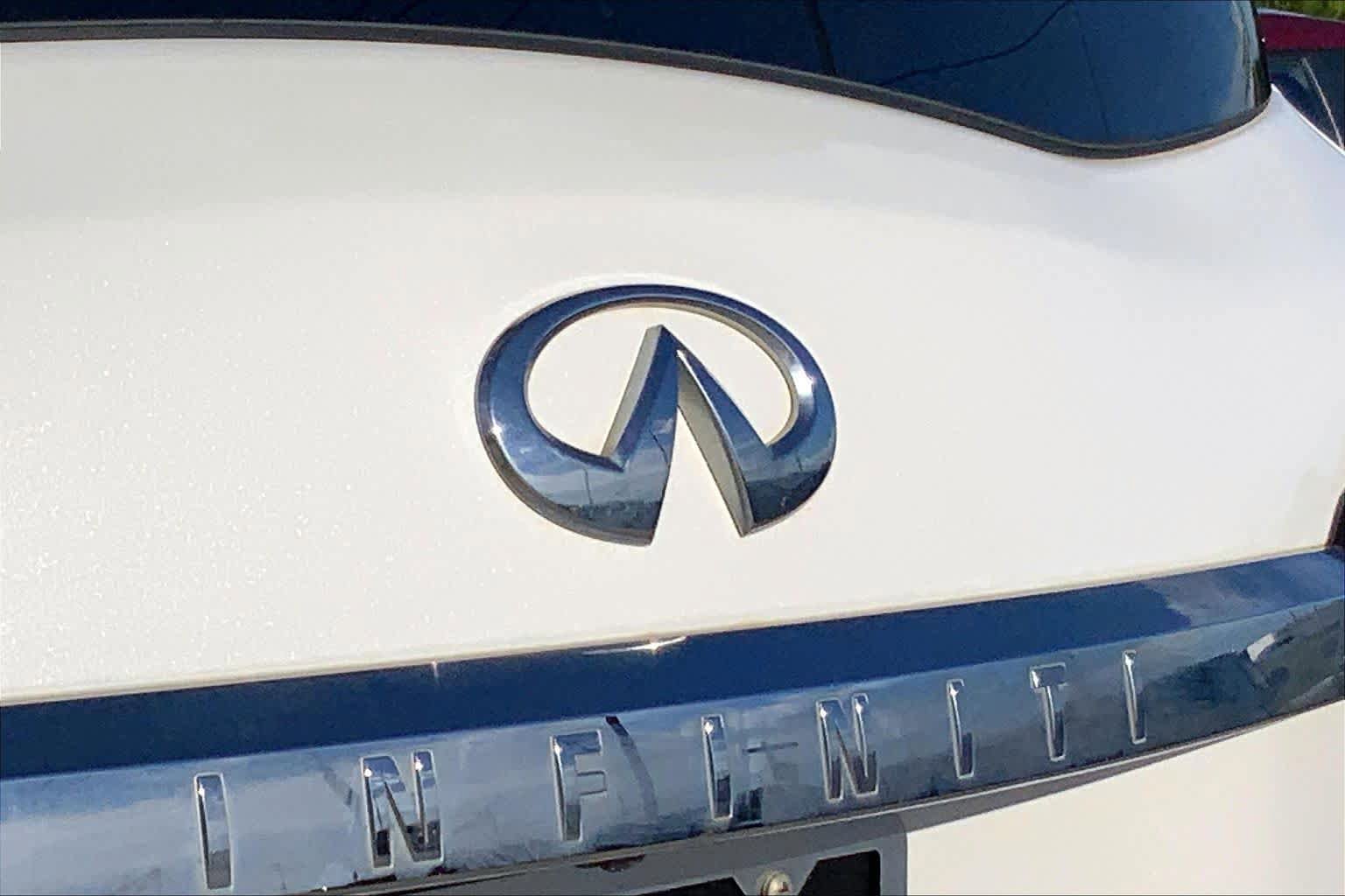 Used 2019 INFINITI QX80 Luxe w/ Proassist Package RWD image 31