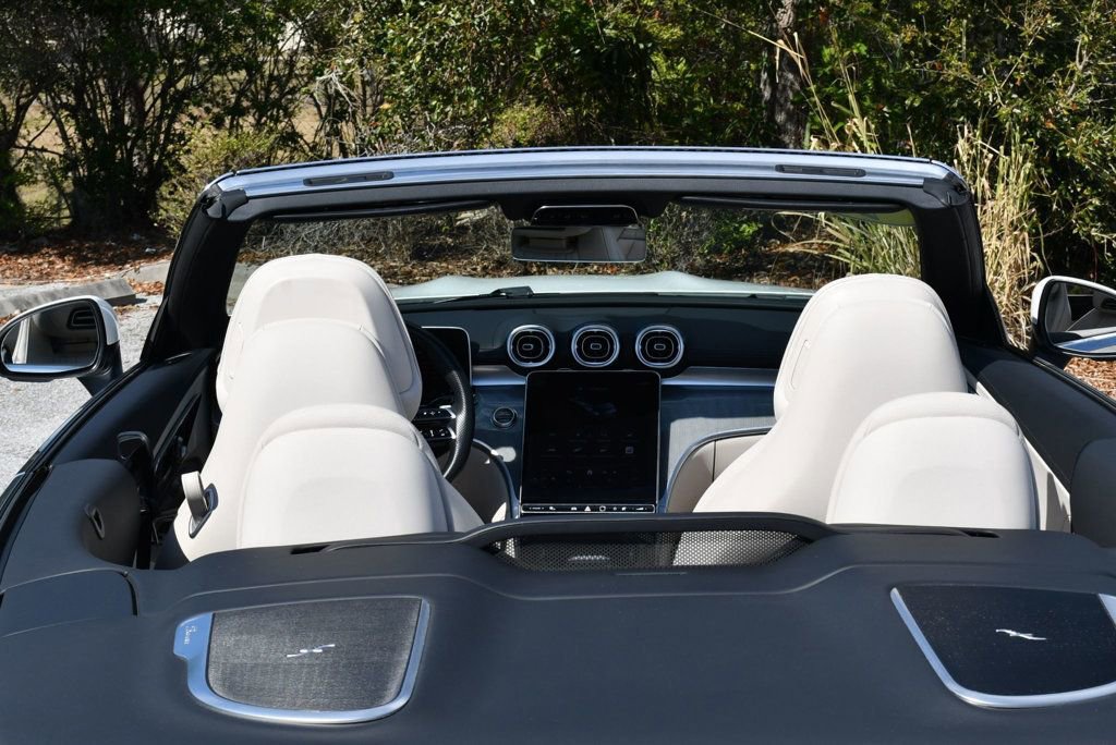 Used 2025 Mercedes-Benz CLE 300 4MATIC Cabriolet image 61