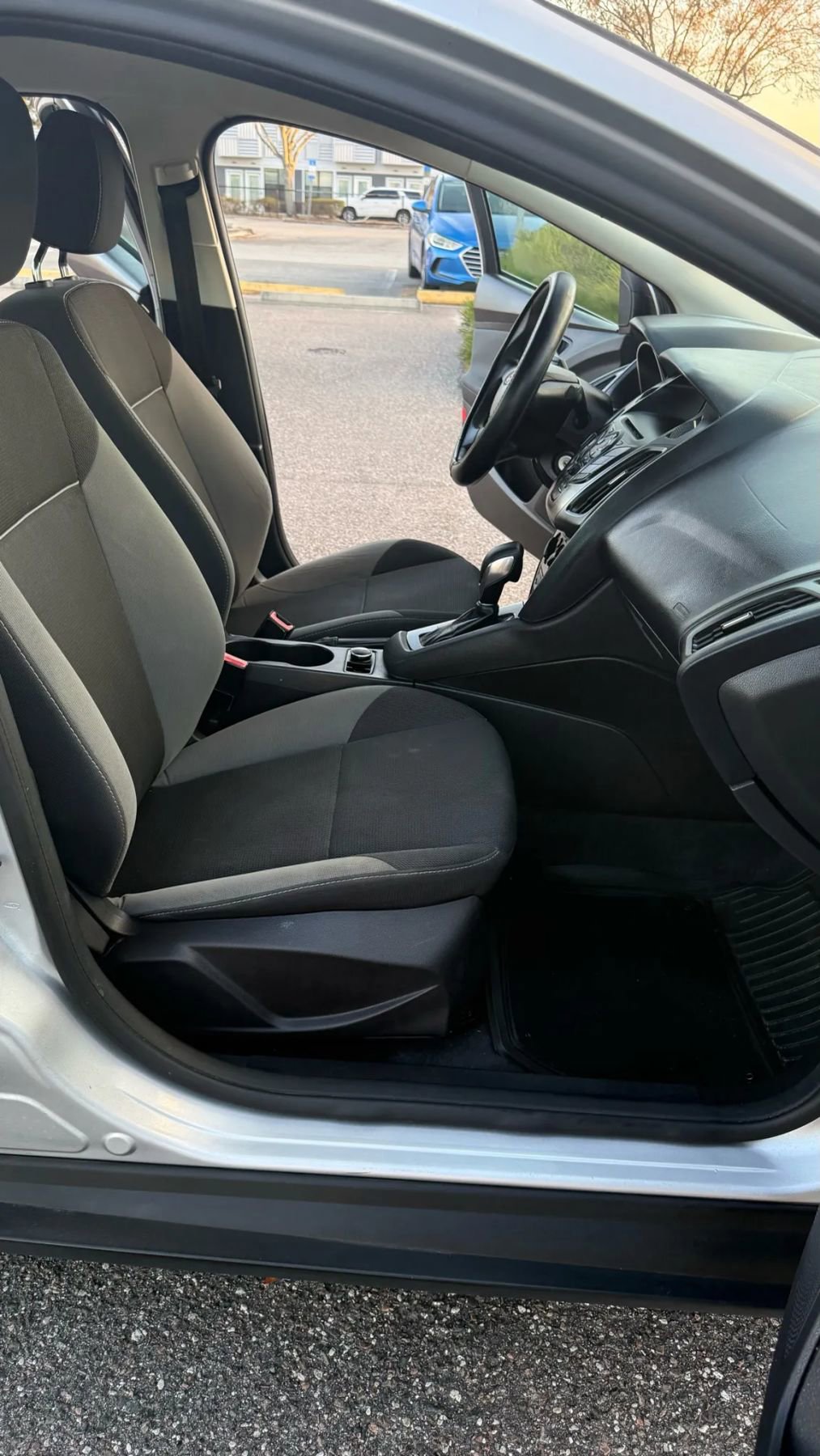 Used 2013 Ford Focus S FWD image 12