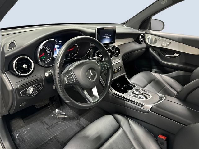 Used 2019 Mercedes-Benz GLC 300 4MATIC image 14