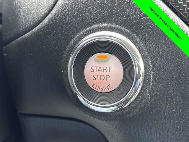 Used 2019 Nissan Pathfinder SL image 16