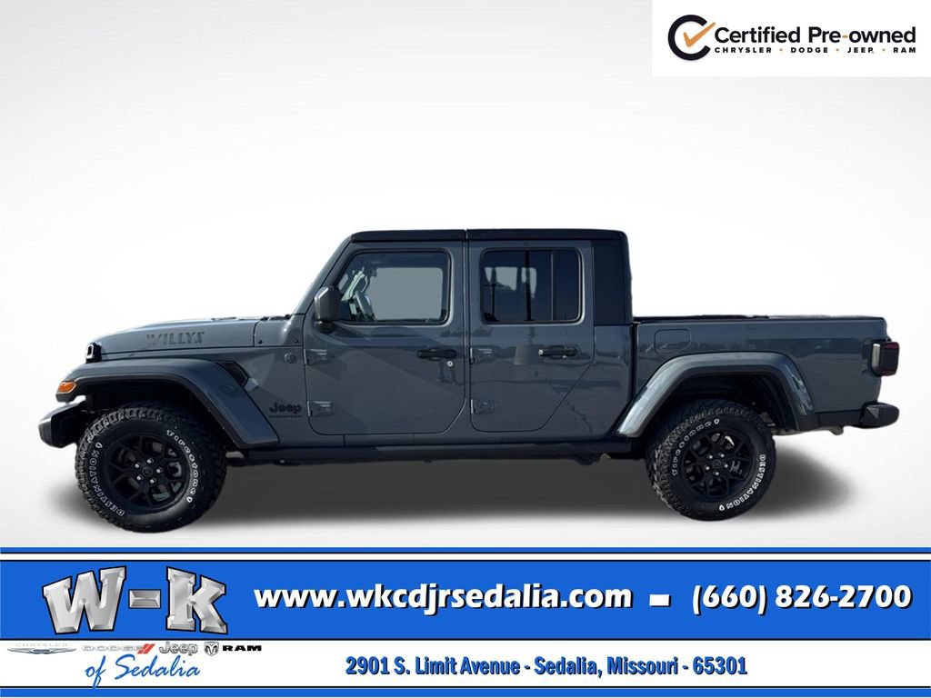 Certified 2025 Jeep Gladiator Sport AWD/4WD image 12