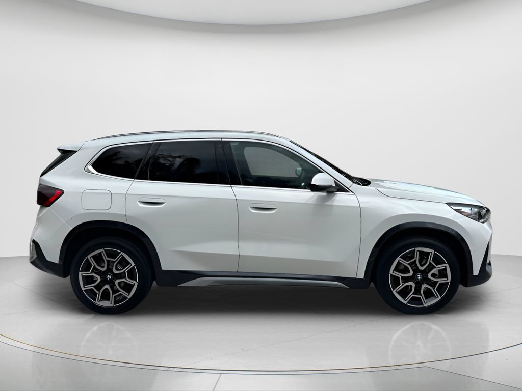 New 2026 BMW X1 xDrive28i w/ Convenience Package AWD/4WD image 4