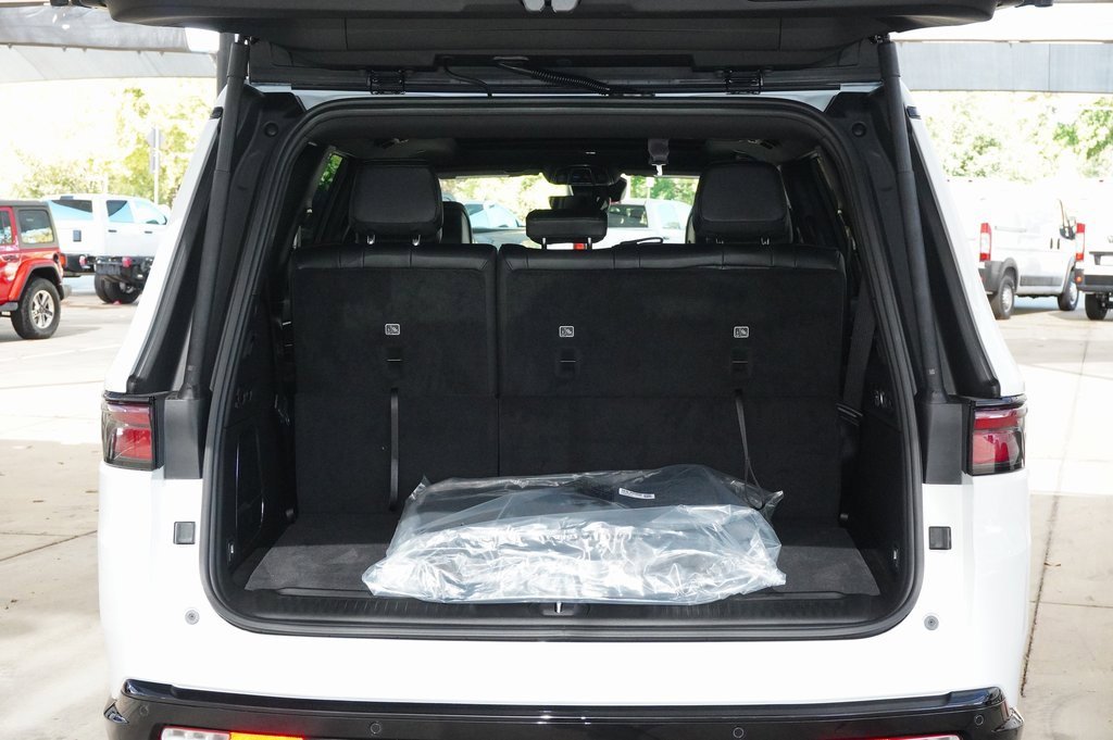 New 2025 Jeep Wagoneer Series II w/ Premium Group I image 14