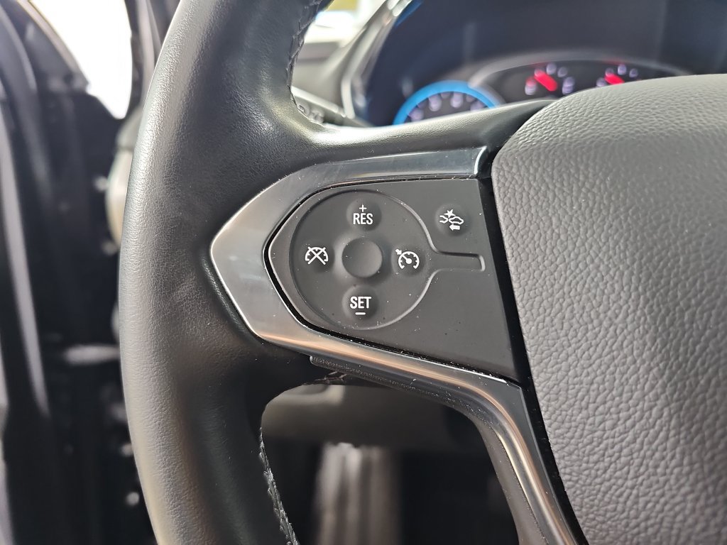 Used 2023 Chevrolet Traverse LT FWD image 23