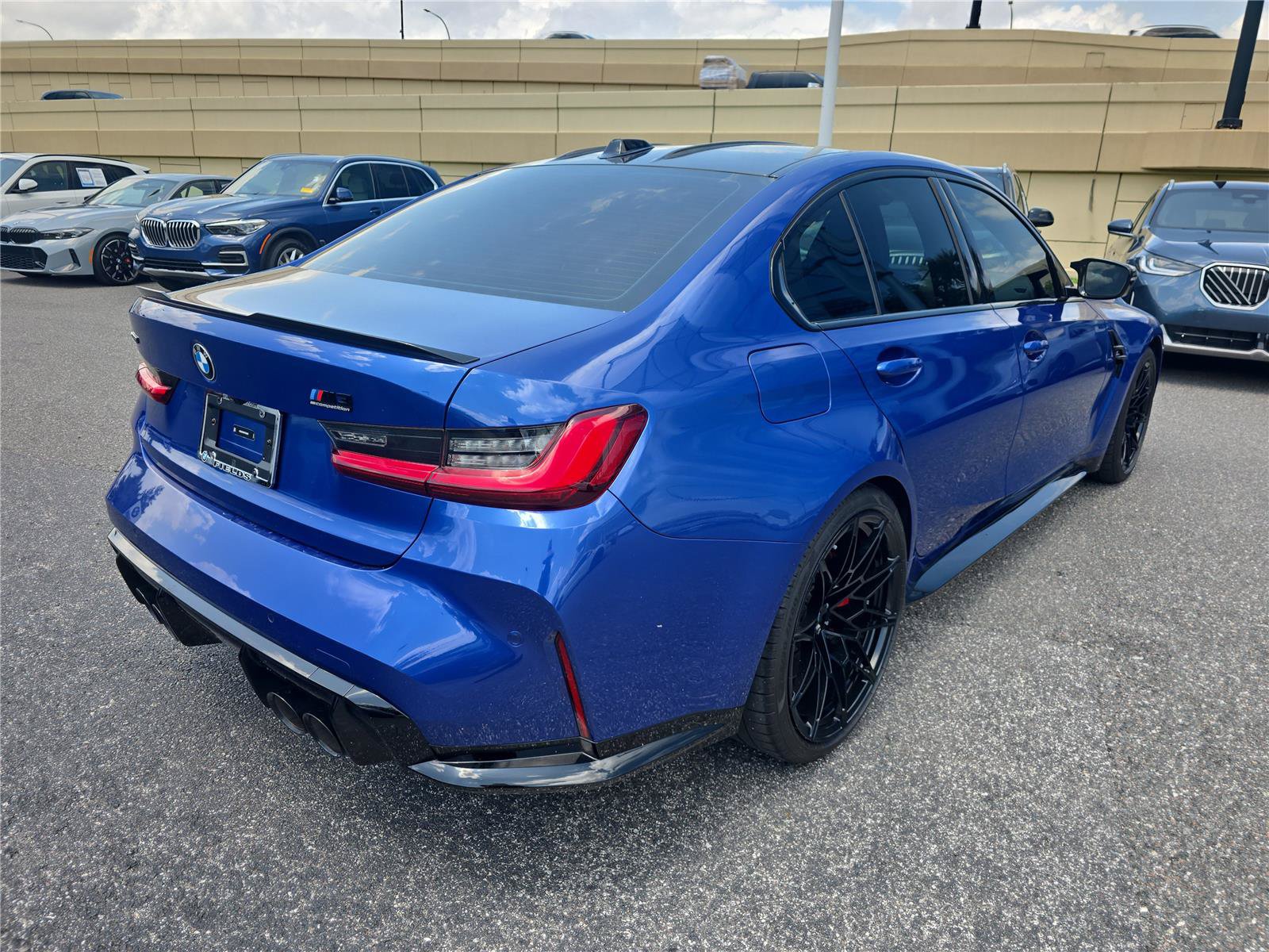 Used 2023 BMW M3 Competition AWD/4WD image 3