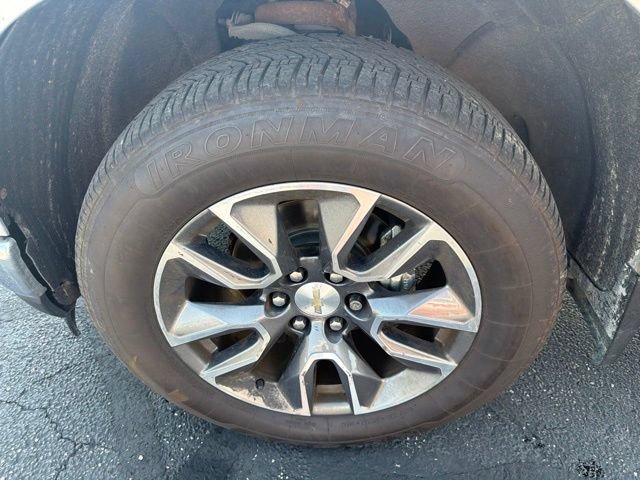Used 2022 Chevrolet Silverado 1500 LT AWD/4WD image 33