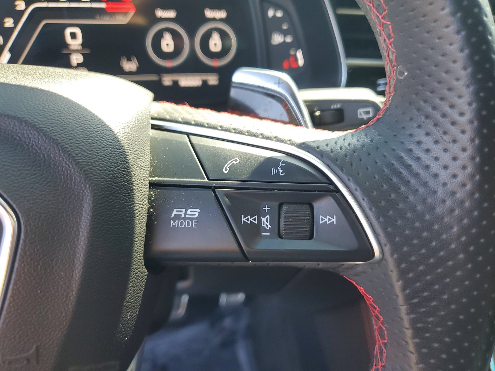 Used 2021 Audi RS Q8 w/ Black Optic Package AWD/4WD image 31
