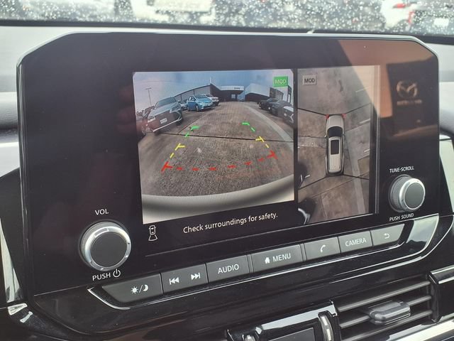 Used 2024 Nissan Pathfinder Rock Creek AWD/4WD image 10