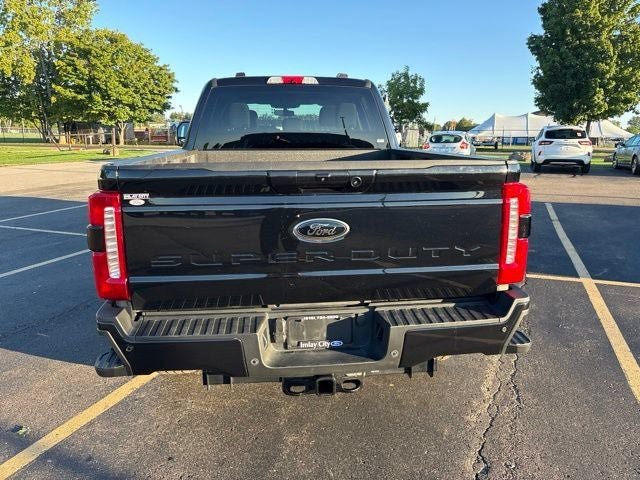 Used 2025 Ford F250 XLT w/ Black Appearance Package AWD/4WD image 15