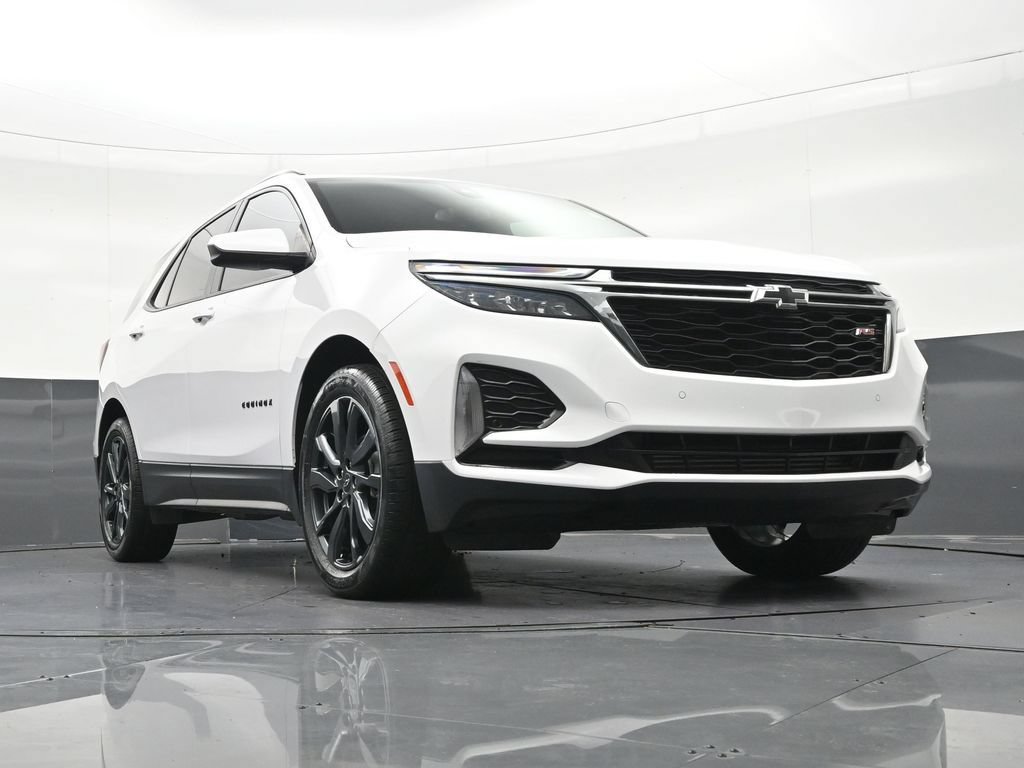Used 2023 Chevrolet Equinox RS FWD image 32