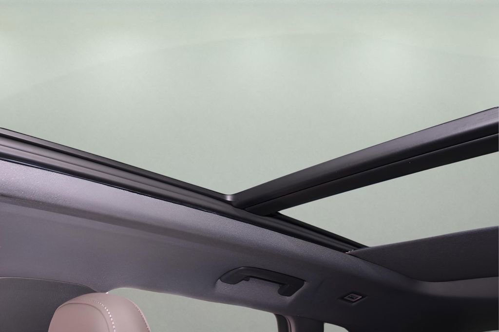 New 2025 Audi Q5 Premium Plus image 24