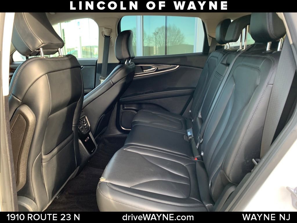 Certified 2021 Lincoln Nautilus Reserve image 22