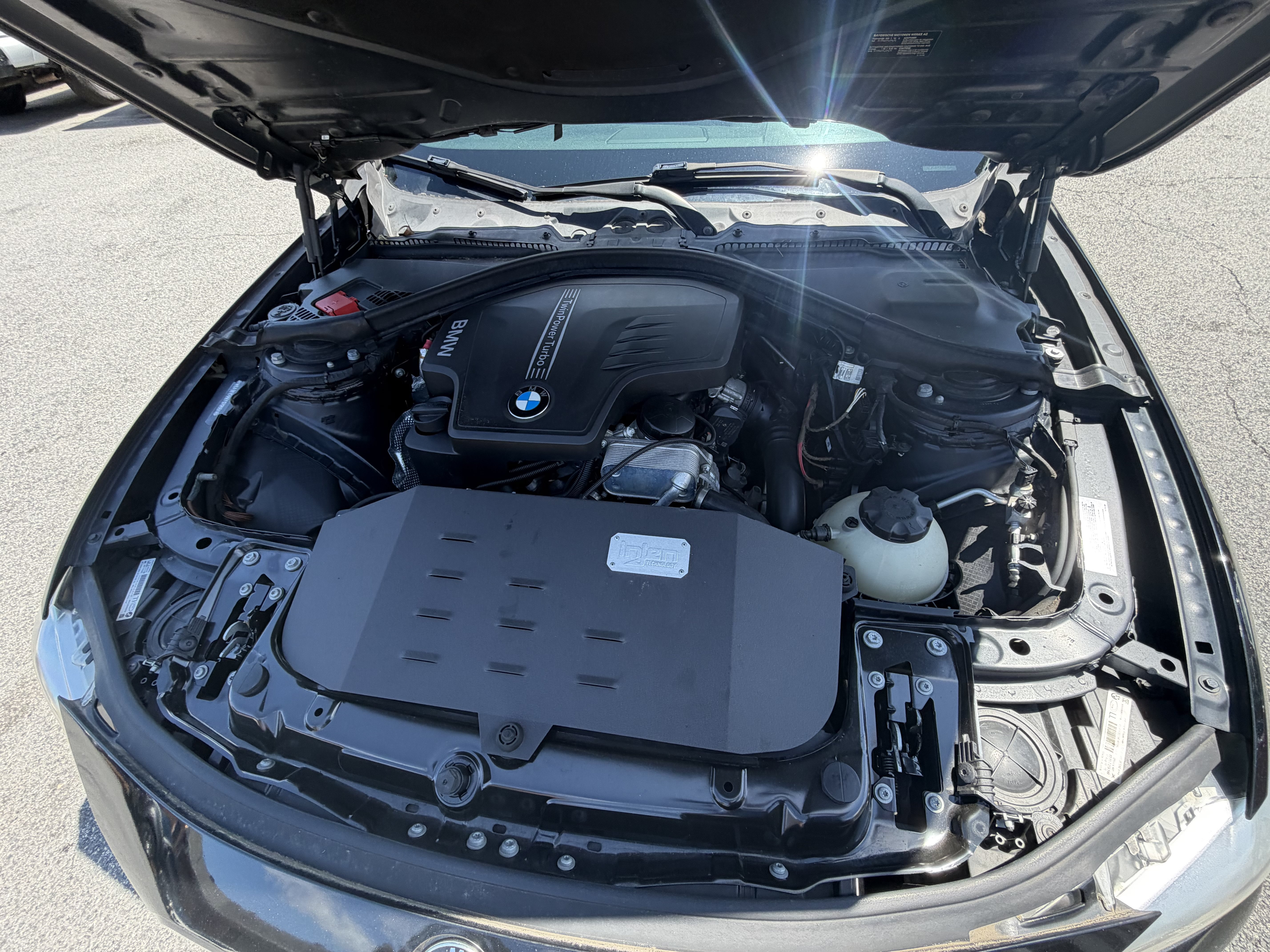 Used 2014 BMW 320i Sedan RWD image 25