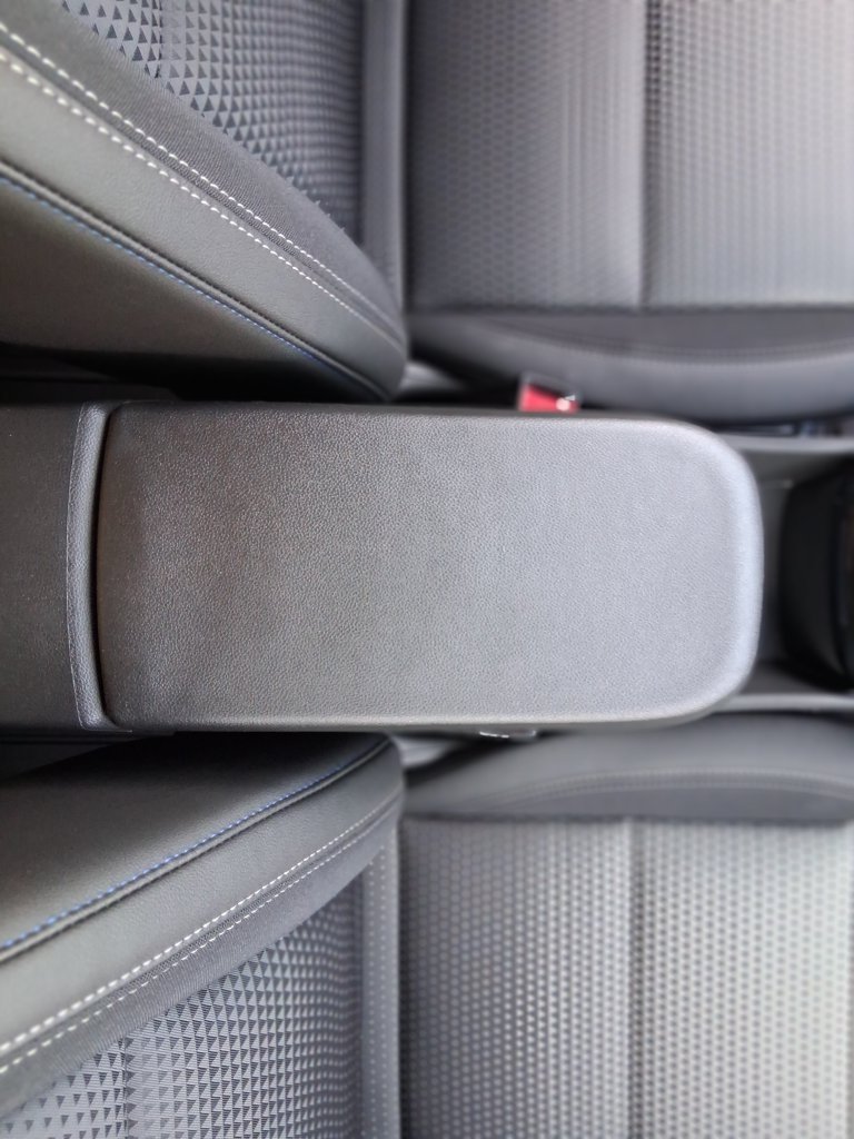 New 2026 Chevrolet Trax LT w/ Sunroof Package FWD image 23
