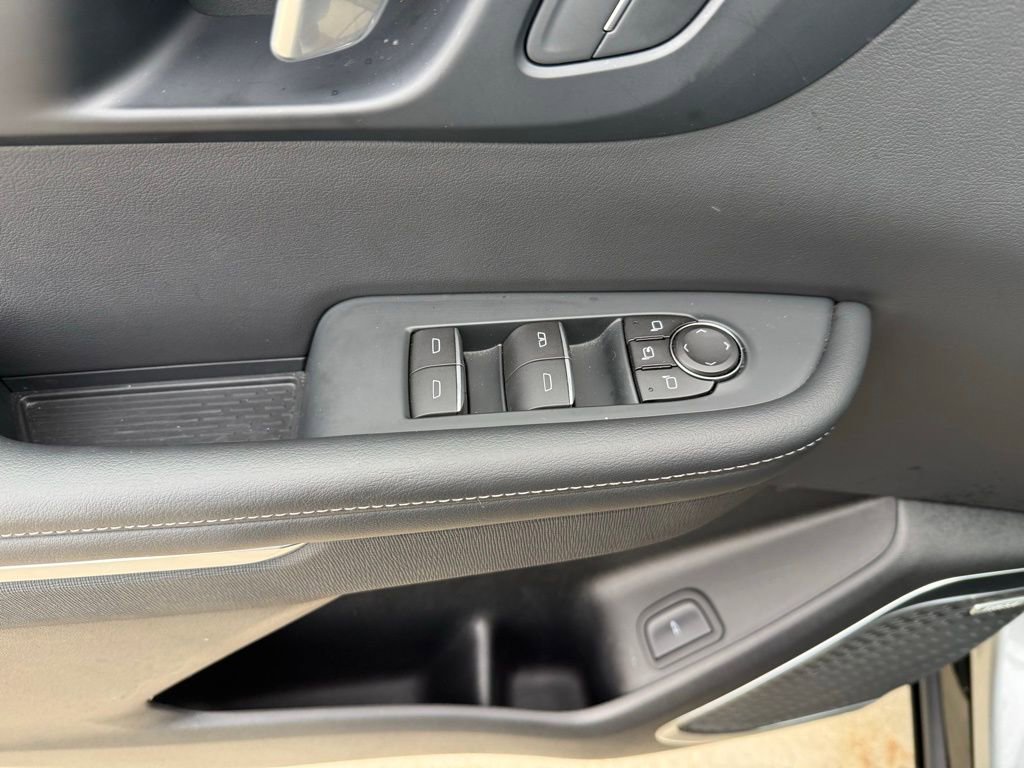 Used 2025 Buick Enclave Sport Touring image 30