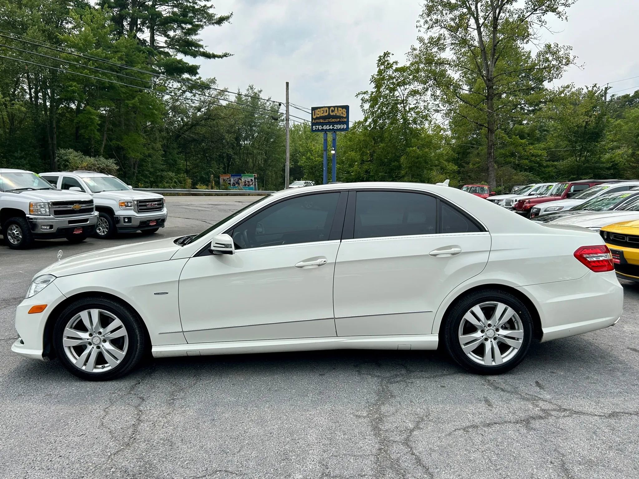 Used 2012 Mercedes-Benz E 350 BlueTEC Sedan image 5