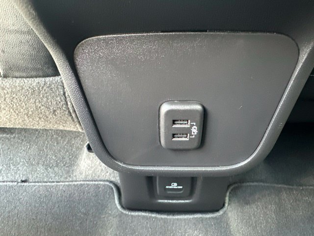 Used 2023 GMC Terrain SLT w/ Infotainment Package II AWD/4WD image 26