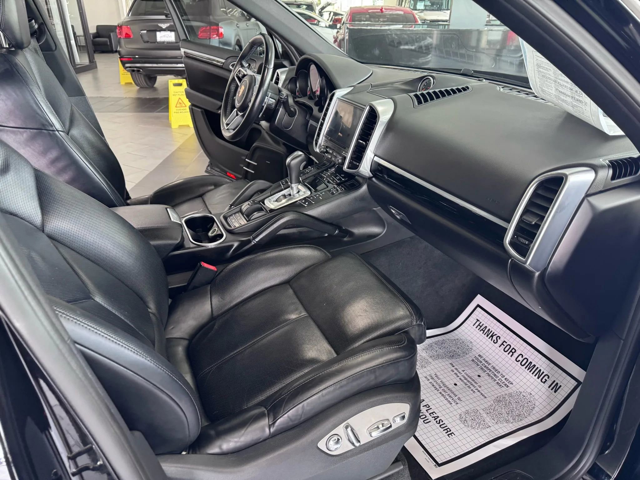 Used 2018 Porsche Cayenne Platinum Edition image 11