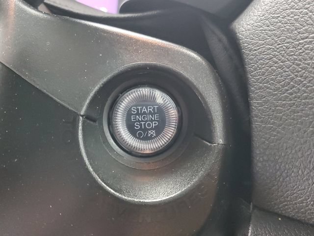 Used 2023 Jeep Renegade Latitude AWD/4WD image 30