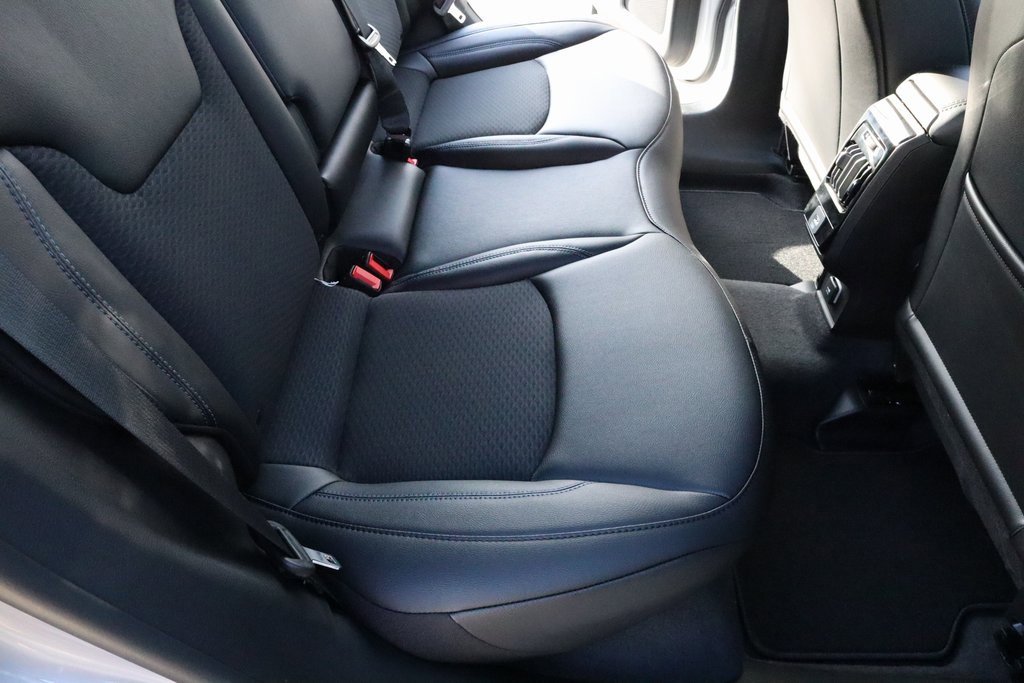 New 2026 Jeep Compass Latitude image 14