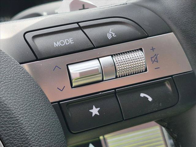 Used 2024 Hyundai Kona Limited FWD image 16