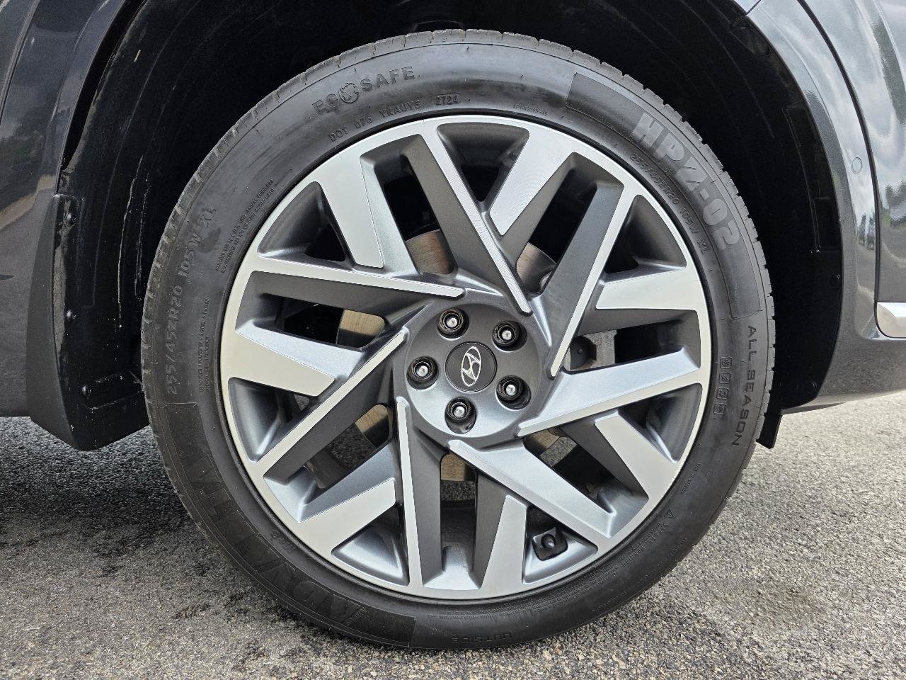Used 2022 Hyundai Santa Fe Calligraphy AWD/4WD image 15