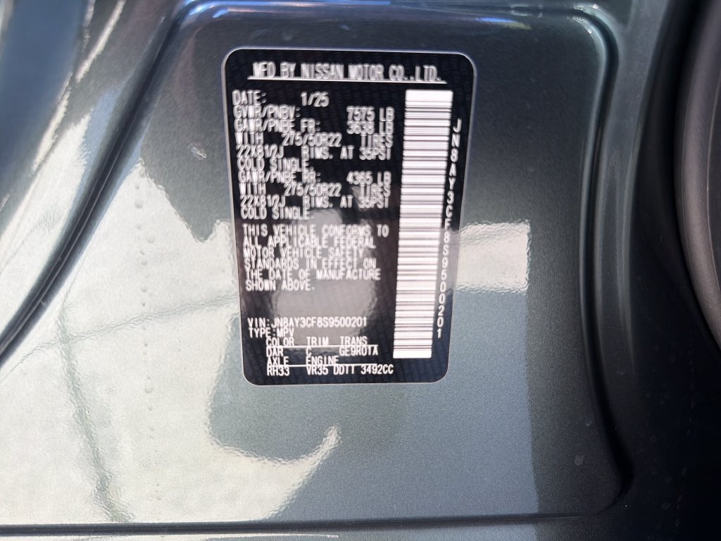 Used 2025 Nissan Armada Platinum Reserve RWD image 37