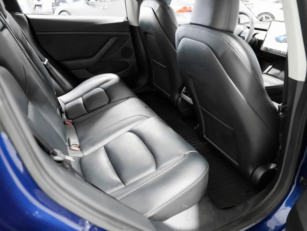 Used 2023 Tesla Model 3 Performance image 32
