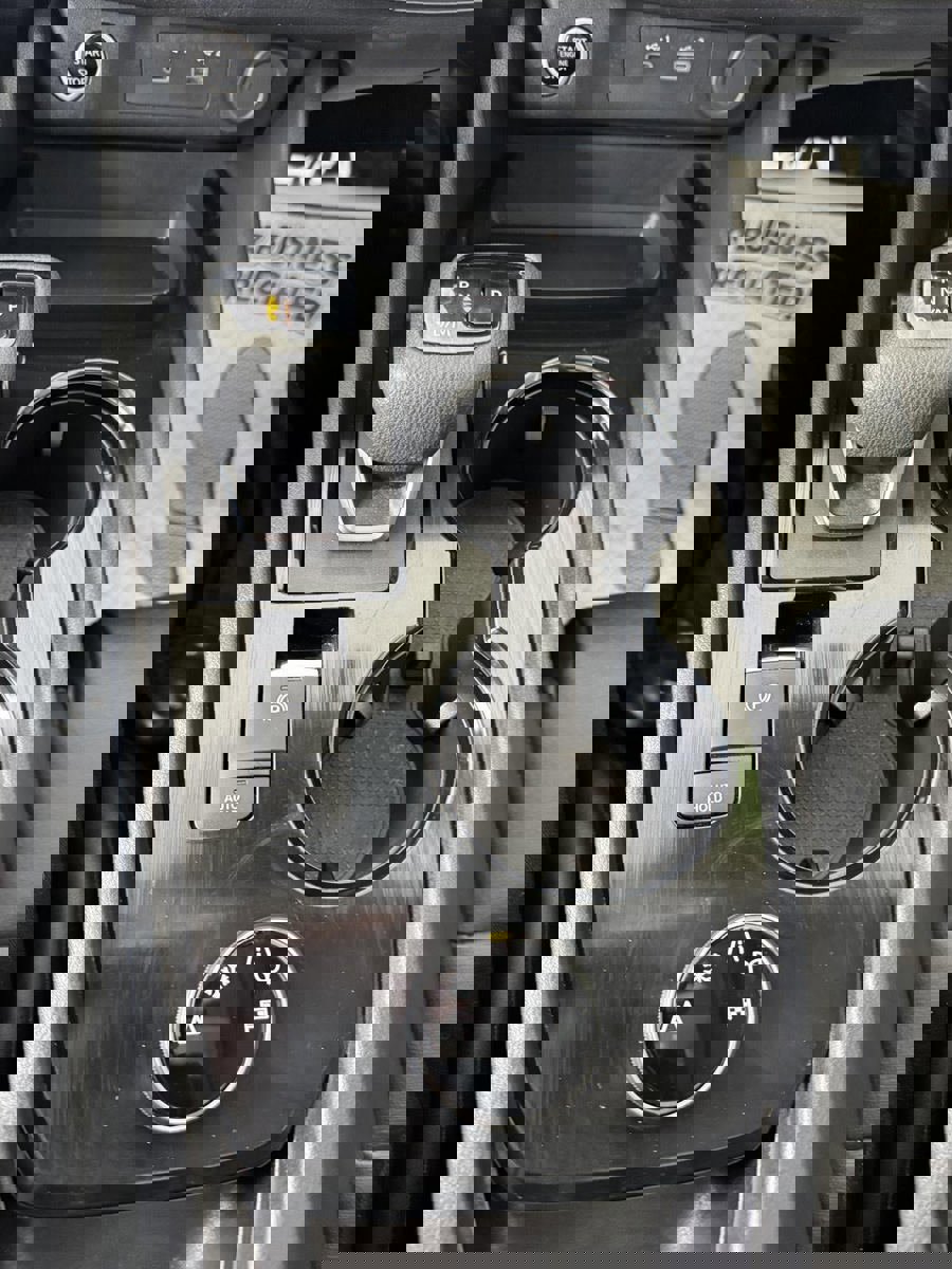 Used 2023 Nissan Rogue SV w/ SV Premium B Package AWD/4WD image 25