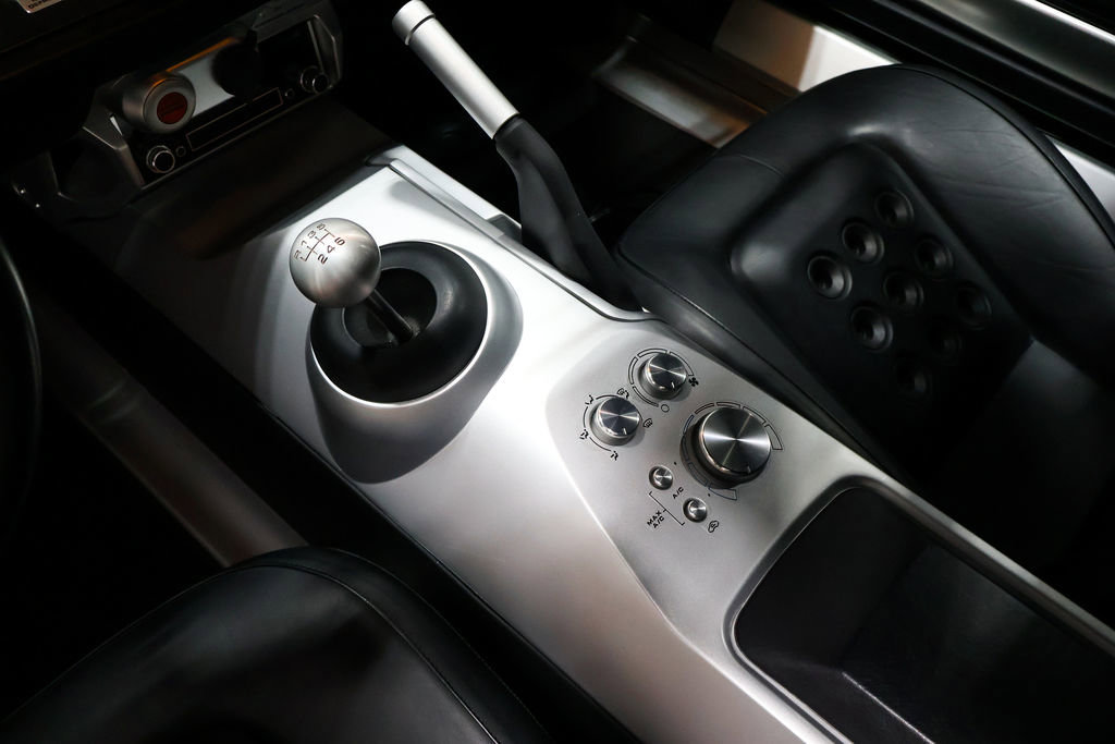 Used 2005 Ford GT image 81