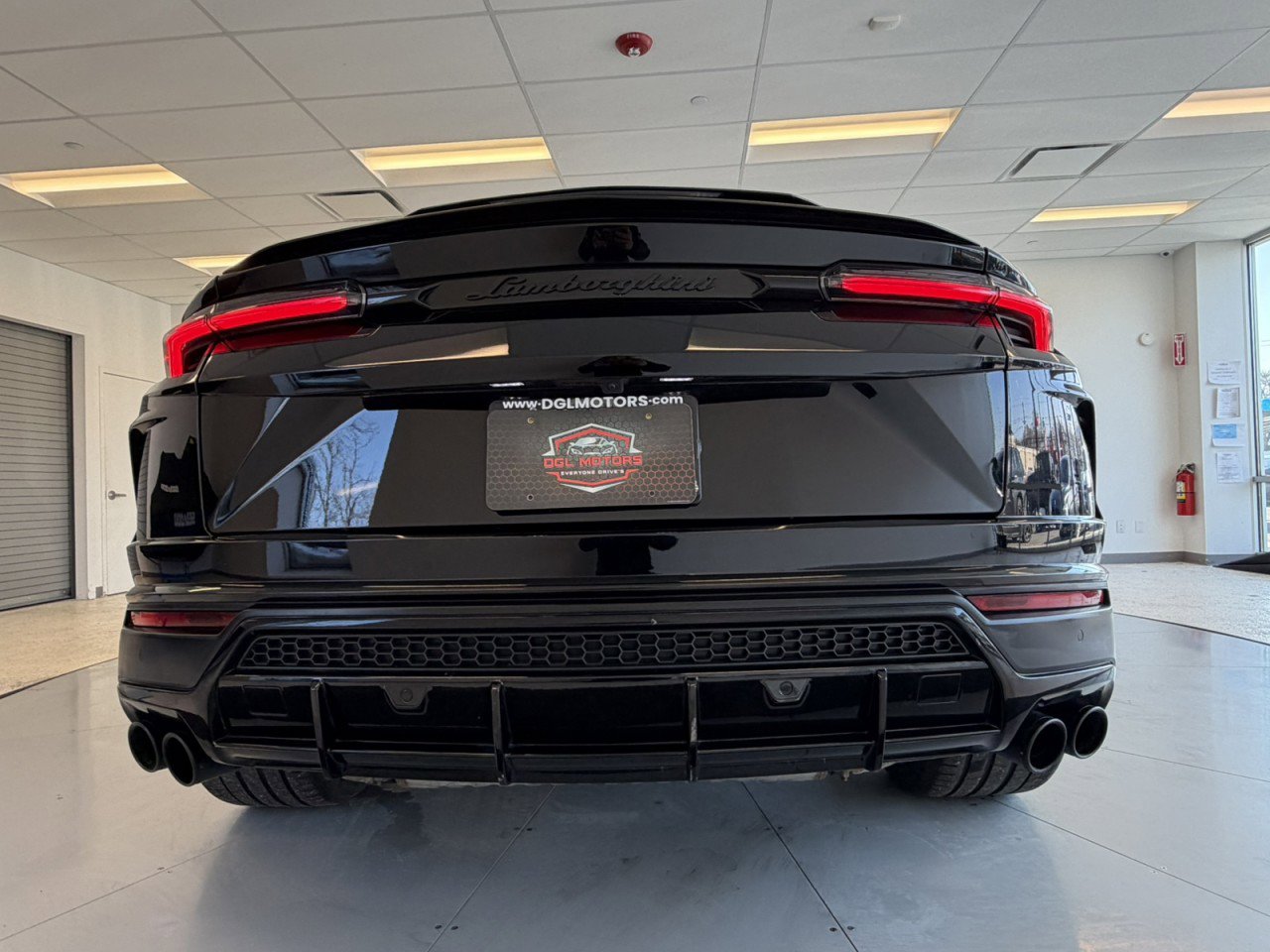 Used 2022 Lamborghini Urus image 6