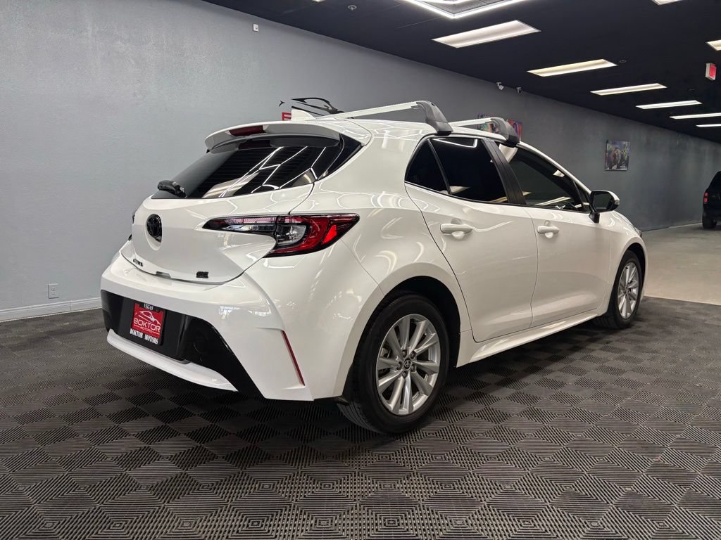 Used 2024 Toyota Corolla SE w/ SE Package FWD image 11
