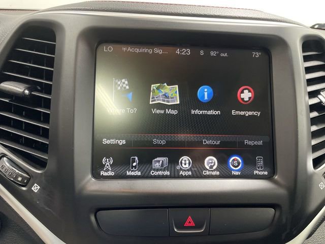 Used 2015 Jeep Cherokee Trailhawk w/ Comfort/Convenience Group image 18