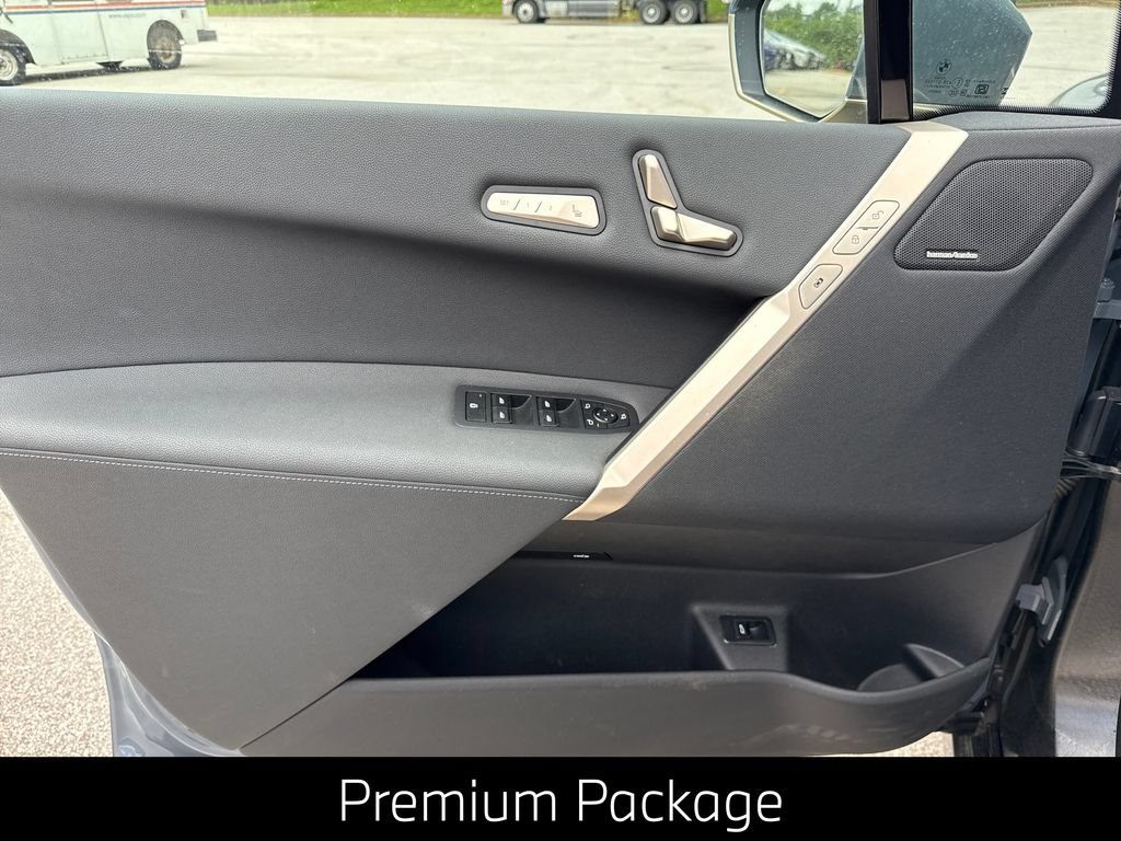 Certified 2024 BMW iX xDrive50 w/ Premium Package AWD/4WD image 14