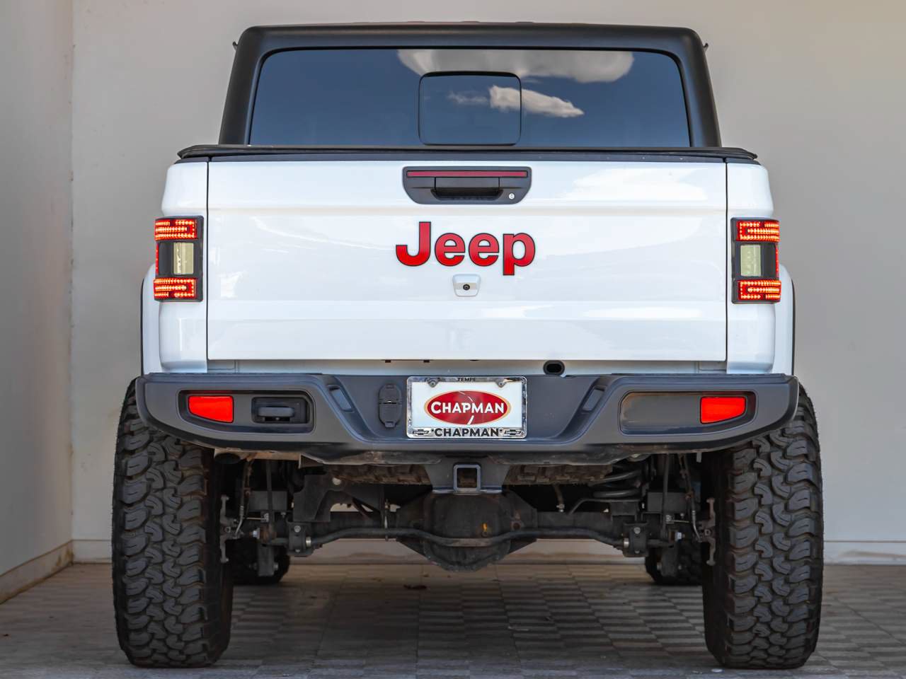 Used 2023 Jeep Gladiator Sport AWD/4WD image 3