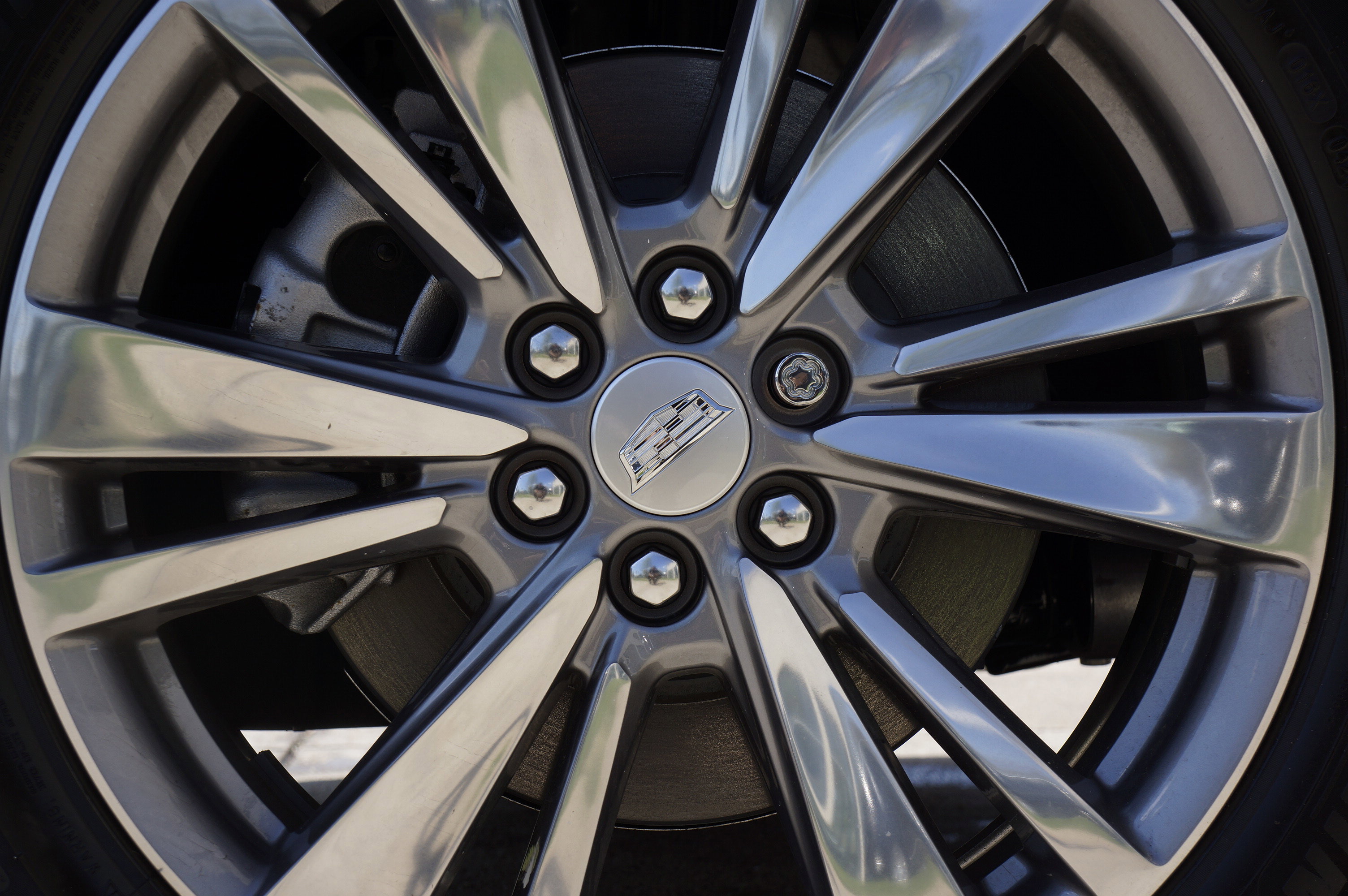 Used 2025 Cadillac XT5 Premium Luxury image 18