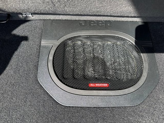 Used 2024 Jeep Wrangler Sport AWD/4WD image 12