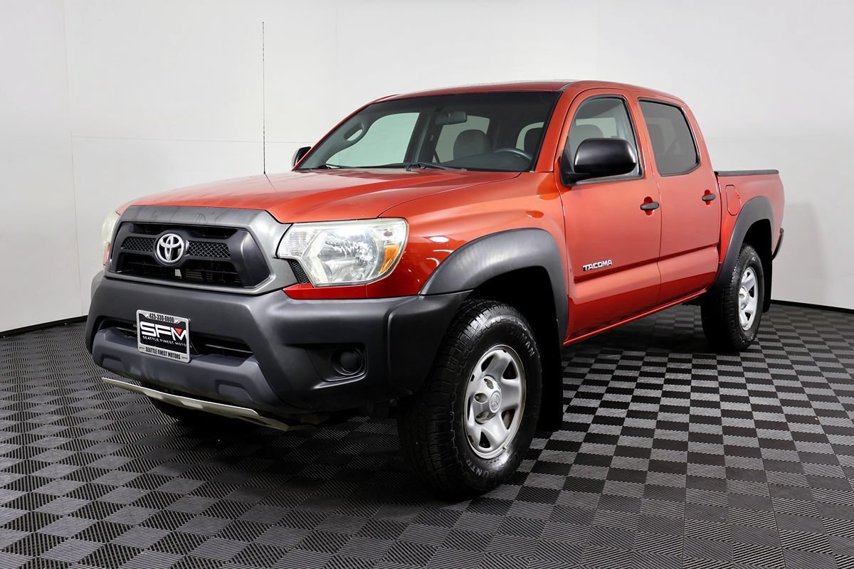 Used 2014 Toyota Tacoma 4x4 Double Cab w/ Convenience Package image 2