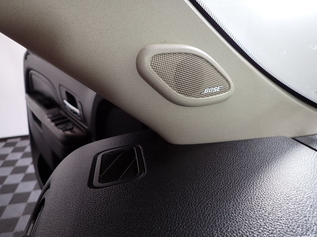 Used 2011 GMC Sierra 1500 Denali AWD/4WD image 9