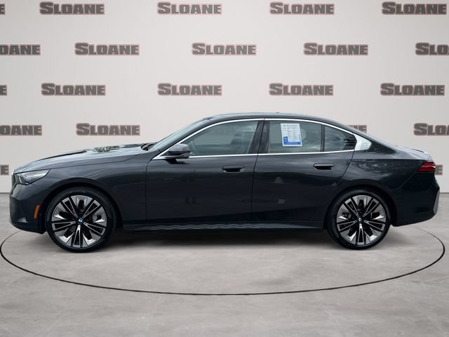 Certified 2026 BMW 530i xDrive w/ Premium Package AWD/4WD image 2