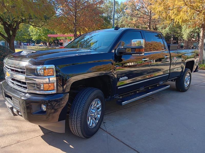 Used 2018 Chevrolet Silverado 3500 High Country w/ Duramax Plus Package image 1