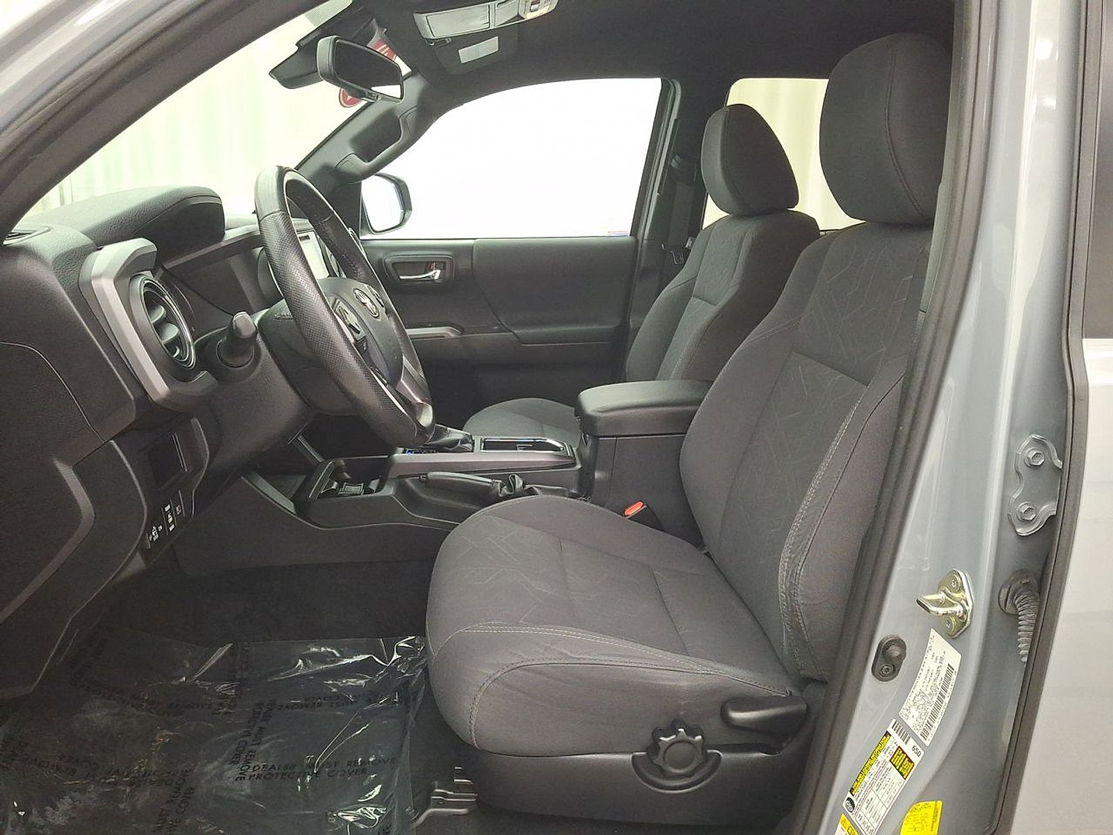 Certified 2019 Toyota Tacoma TRD Sport AWD/4WD image 15