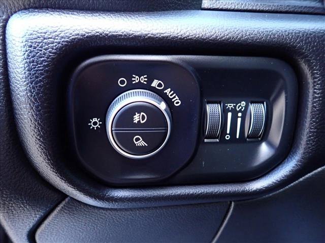 Used 2025 RAM 3500 Laramie AWD/4WD image 14