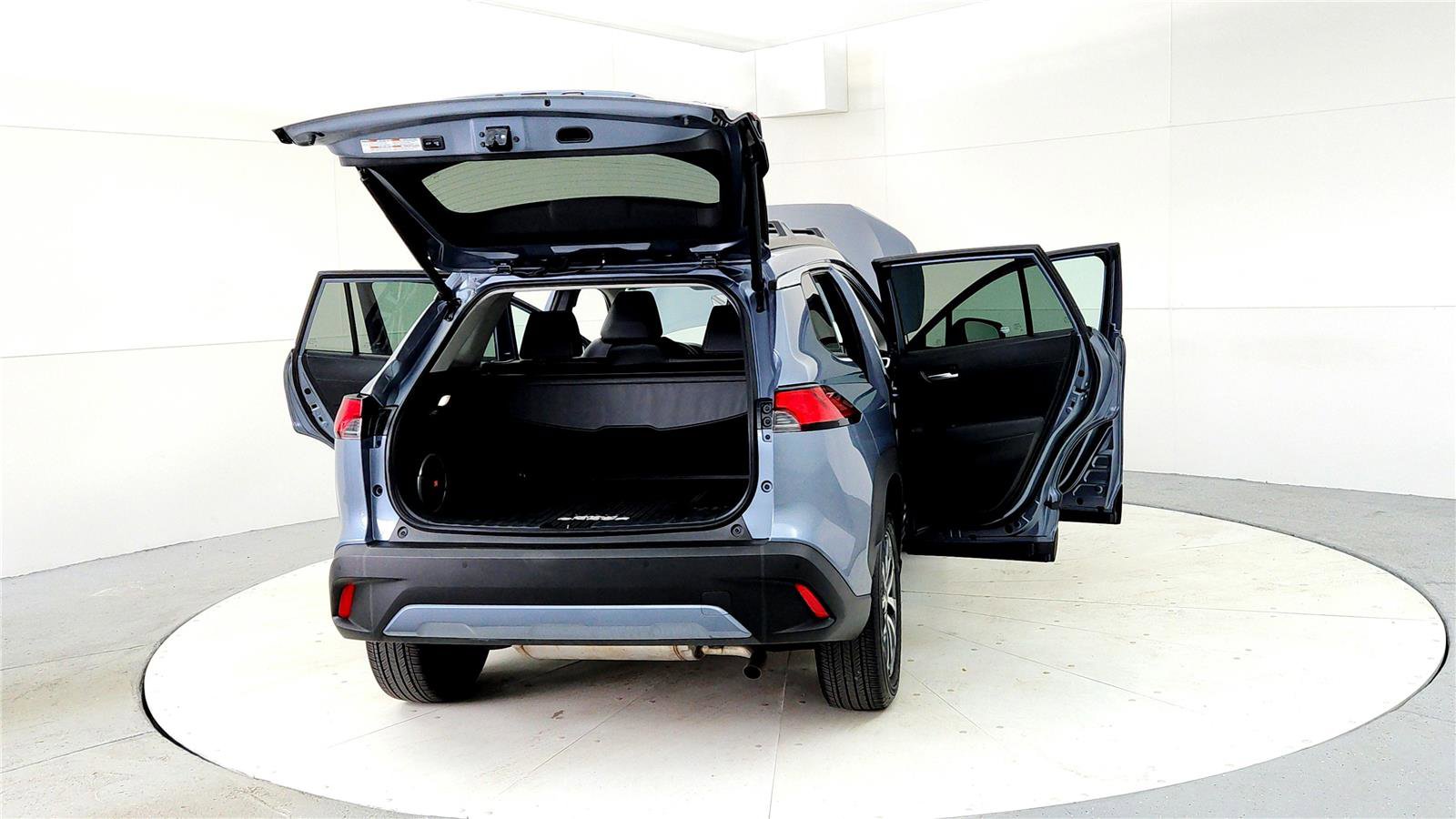 Certified 2024 Toyota Corolla Cross XLE w/ Convenience Package image 11