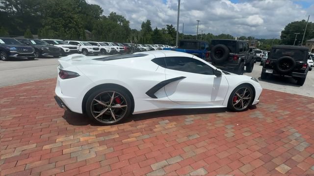 Used 2021 Chevrolet Corvette Stingray Preferred Cpe w/ Z51 Performance Package RWD image 3