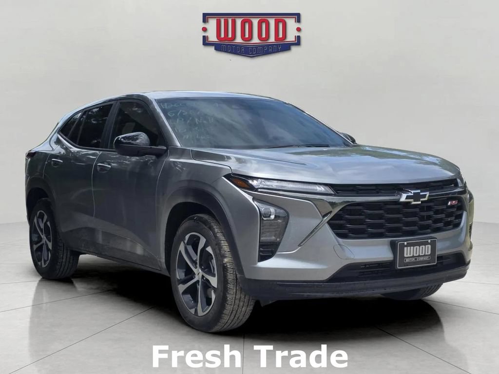 Used 2025 Chevrolet Trax RS w/ Sunroof Package